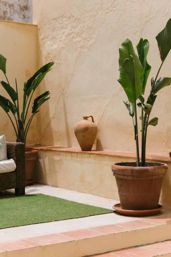 Apartament Ambb-Private Patio-Steps Away From Old Town Malaga Zewnętrze zdjęcie