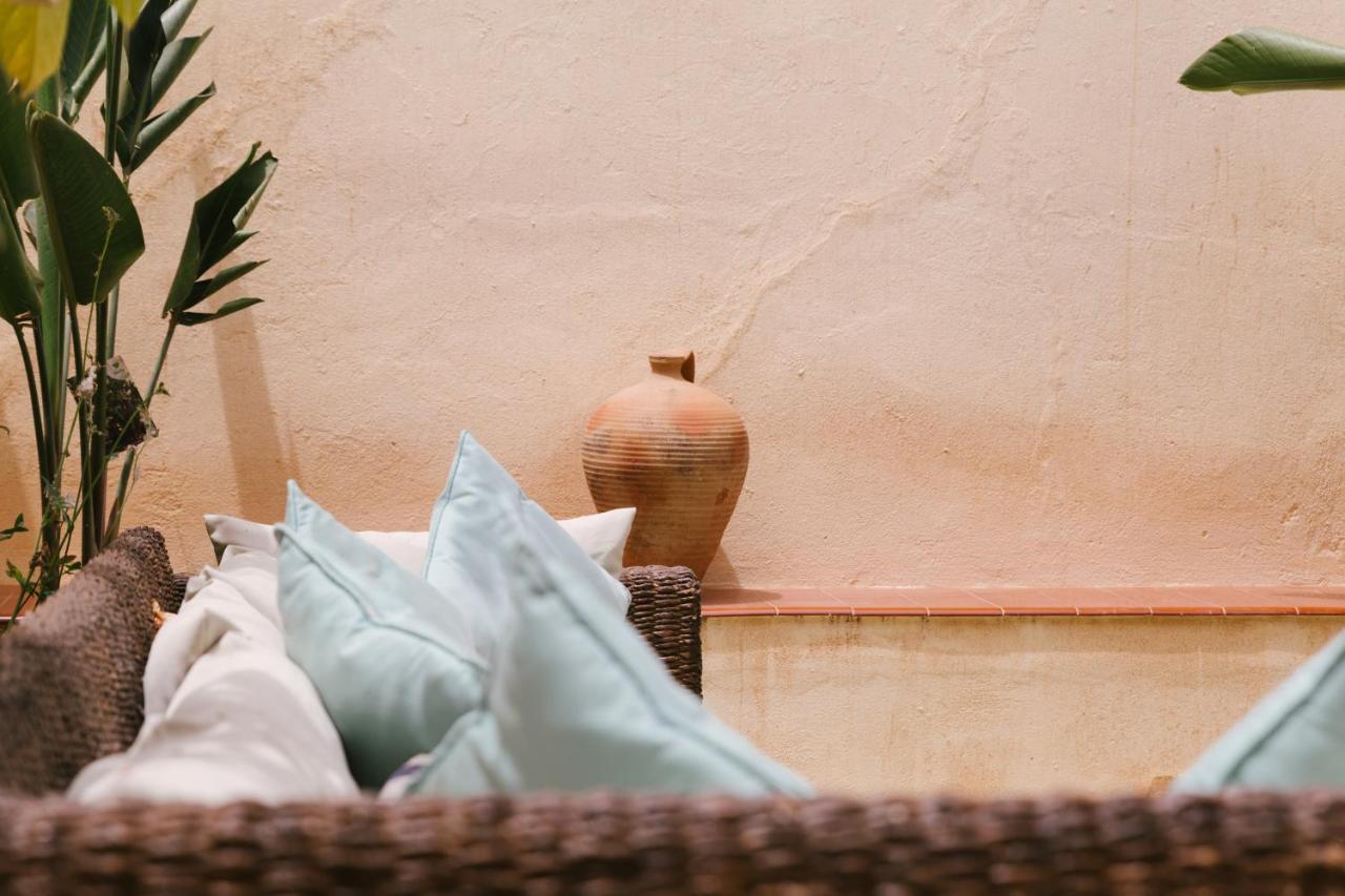 Apartament Ambb-Private Patio-Steps Away From Old Town Malaga Zewnętrze zdjęcie
