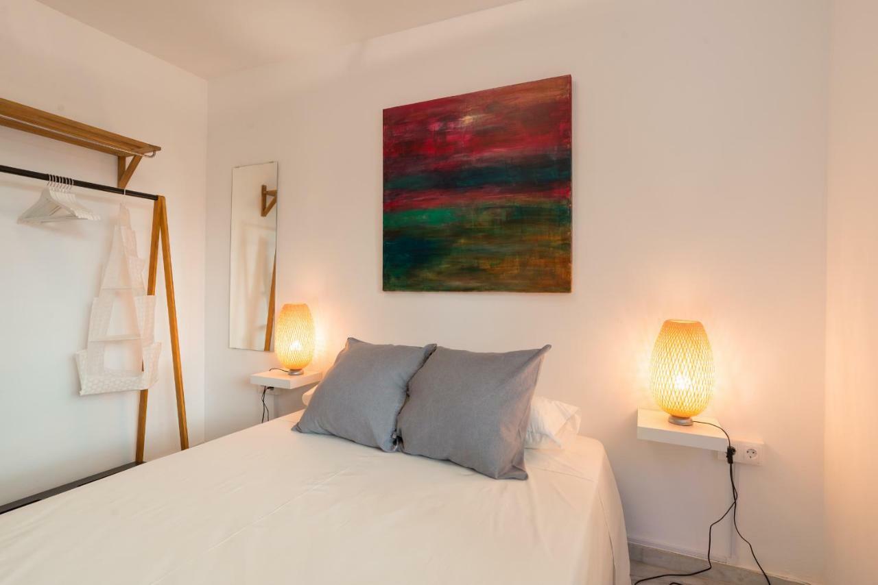 Apartament Ambb-Private Patio-Steps Away From Old Town Malaga Zewnętrze zdjęcie