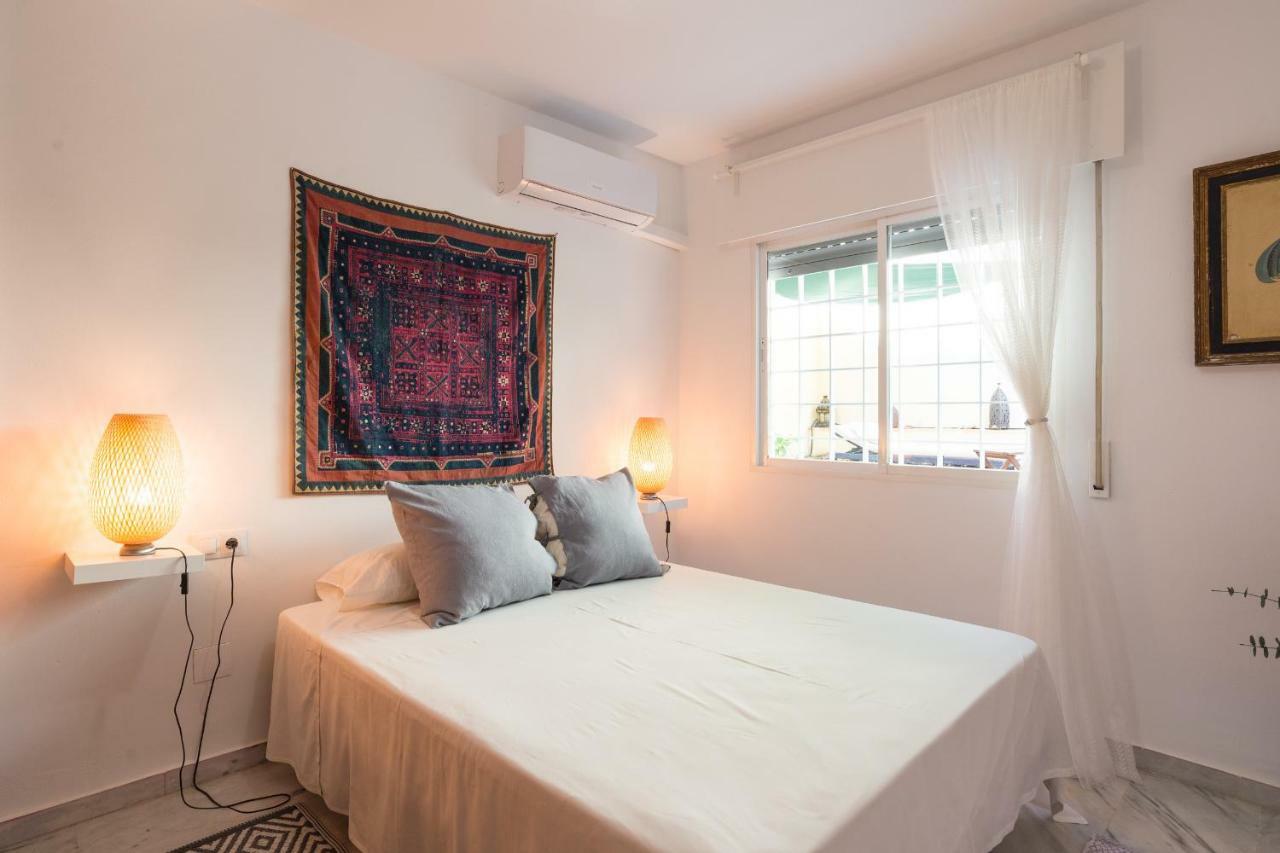 Apartament Ambb-Private Patio-Steps Away From Old Town Malaga Zewnętrze zdjęcie