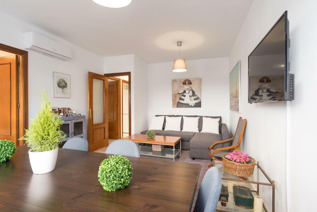 Apartament Ambb-Private Patio-Steps Away From Old Town Malaga Zewnętrze zdjęcie